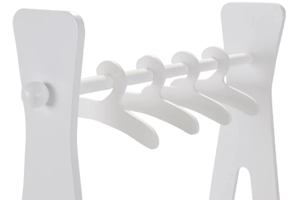 Inclusief 4 kledinghangertjes.